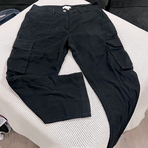H&M Black Cargo Pants - Picture 6 of 11